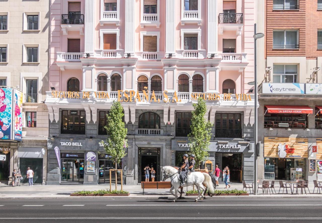 Hostal Santillan Hotel Madrid Exterior photo